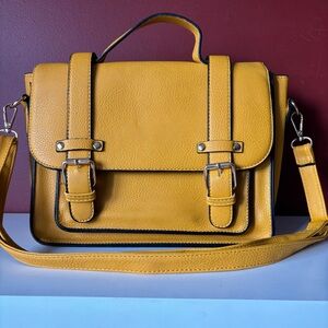 👛 (ANY 2/$30) ARDENE Handbag Strap Adjusts to Shoulder/Crossbody